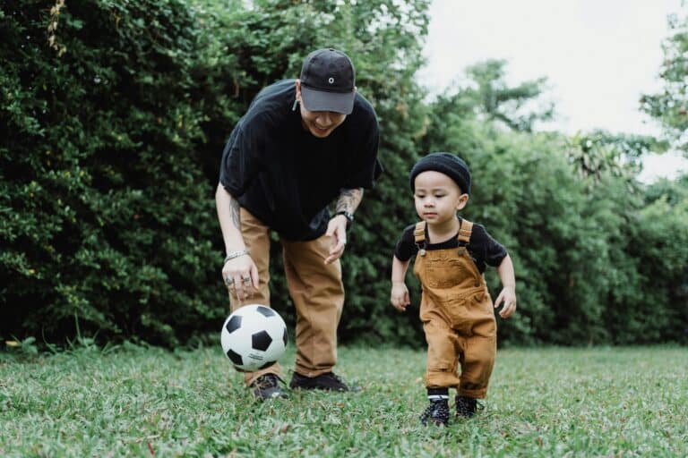 pexels ketut subiyanto 4933837